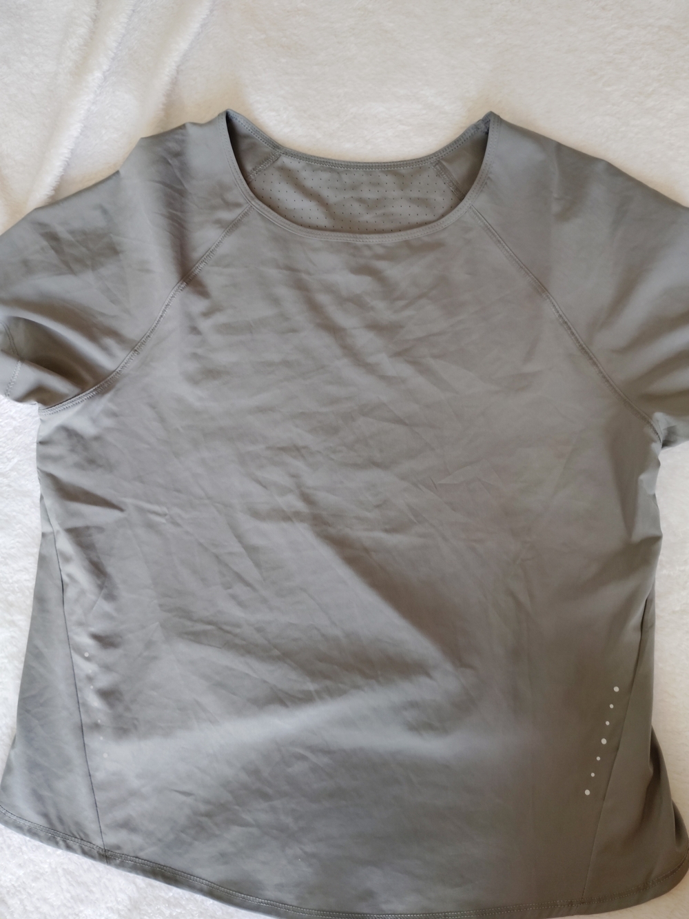 Layer 8 Fast Track Tee Size Small Heather Light Gray Women's Athletic Fit